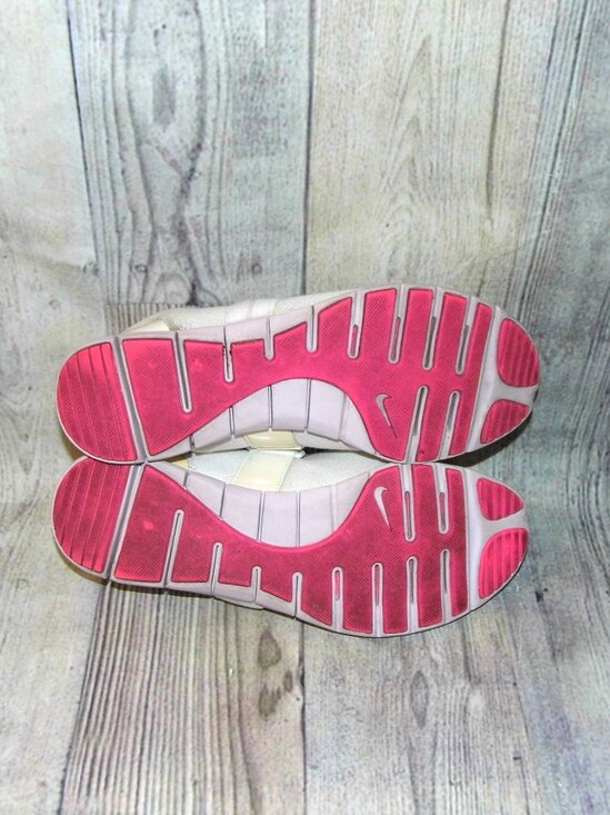 NIKE Free Mary Jane White/Pink Sneakers Womens Size 7 - Picture 2 of 8